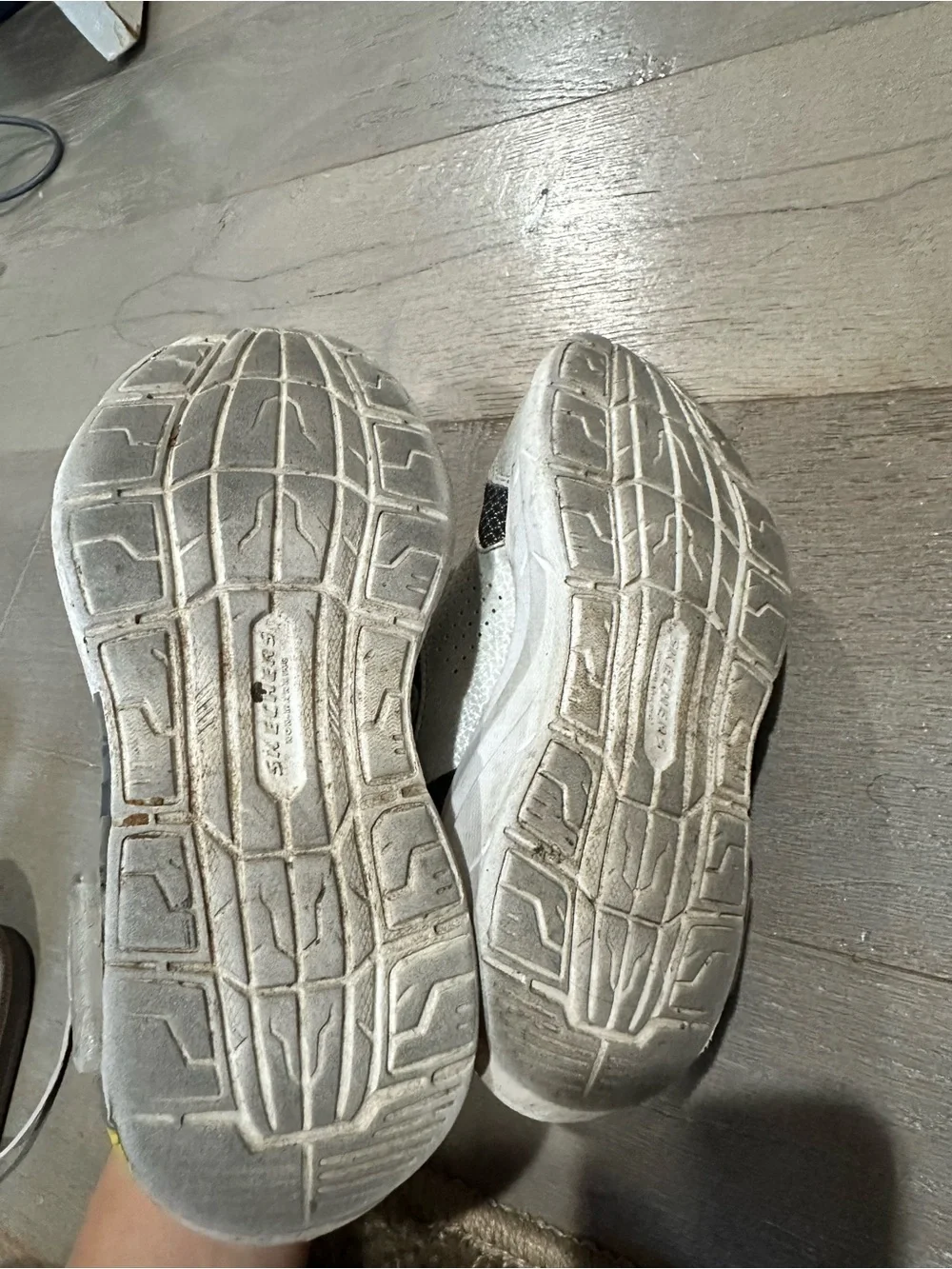 Kids shoes size 13